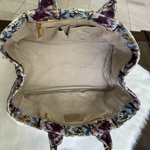 Canapa comes with dust bag - Picture 4 of 17